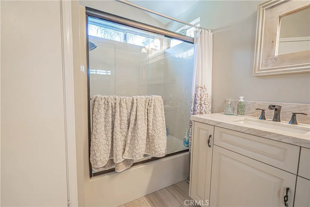 20019 Nutcracker Court, Canyon Country, California 91351 home-pic-31